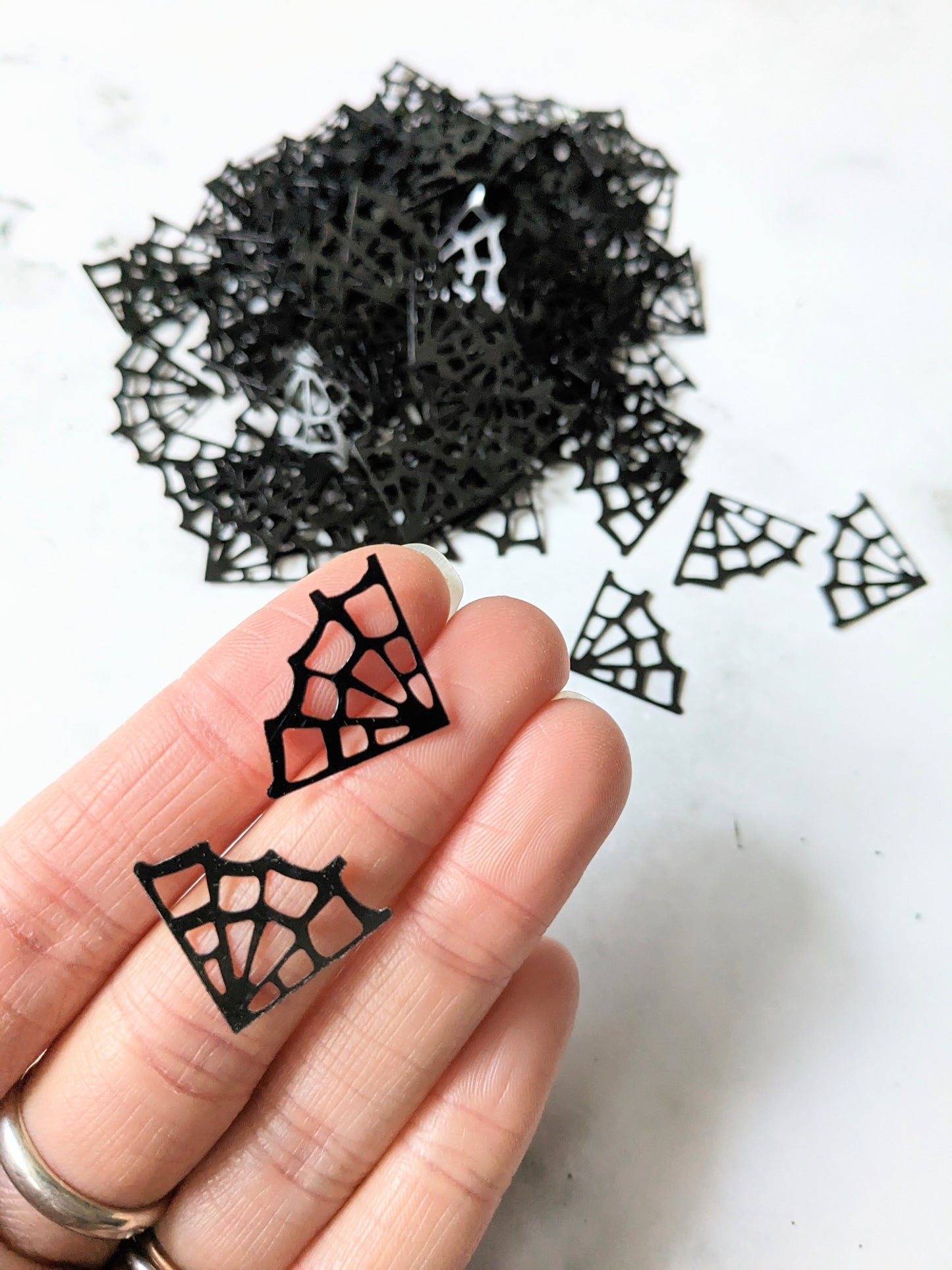 Spider Web Confetti