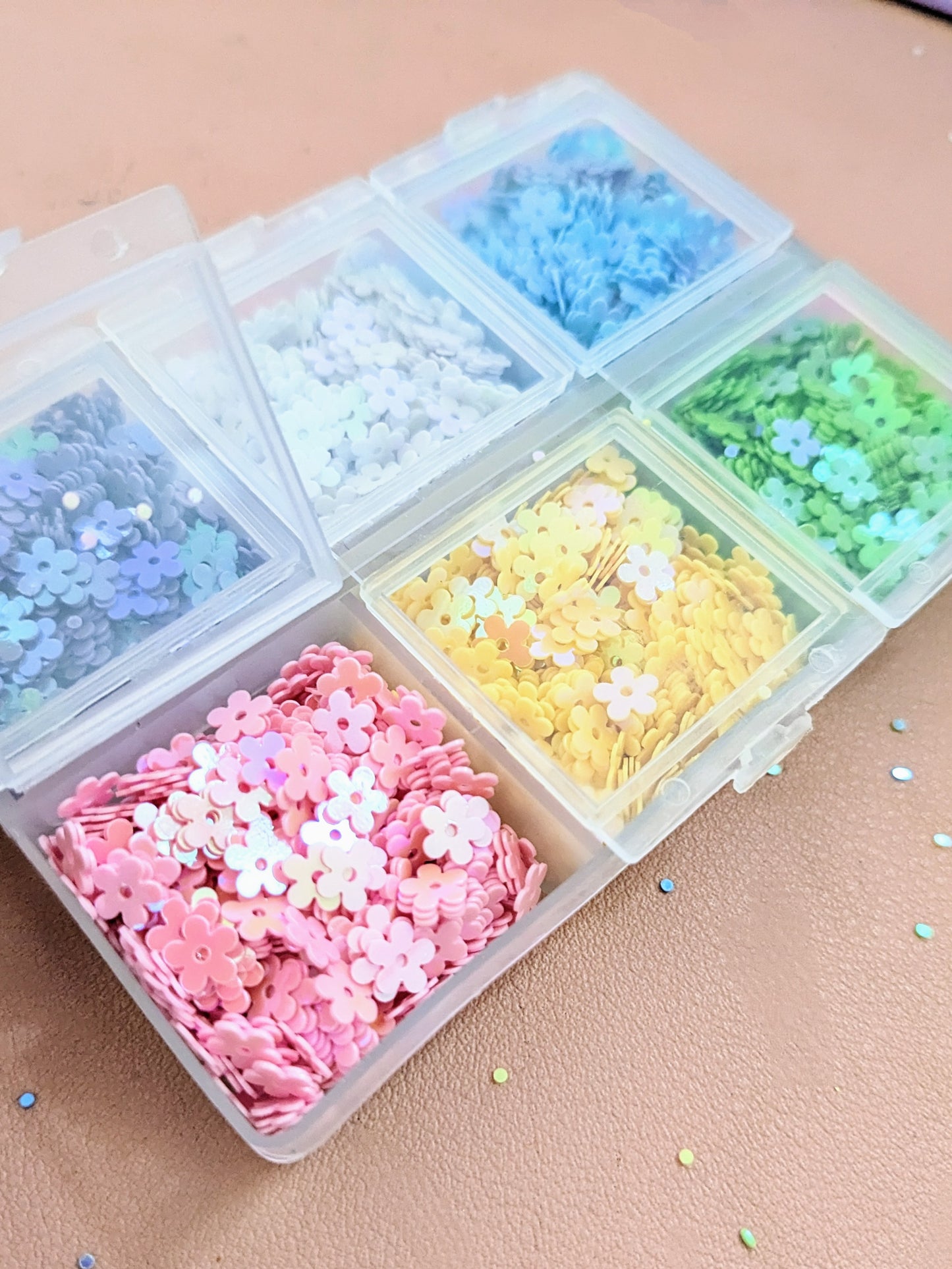 Grid Box Confetti